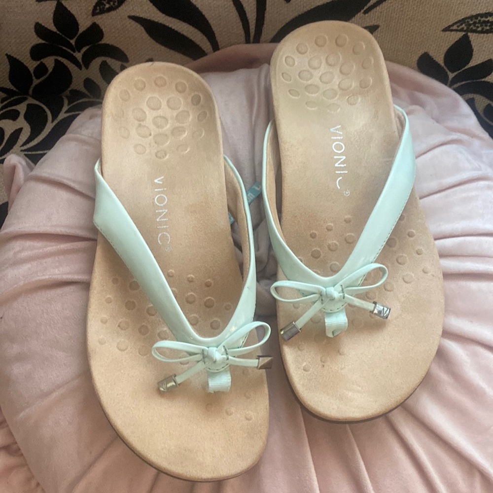 -🎀 Vionic Sandals - 9 light mint green Podiatrist Designed Super Cute - Picture 6 of 6